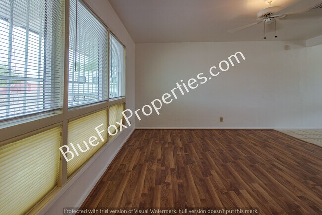 Building Photo - 6434 E Fordham Dr