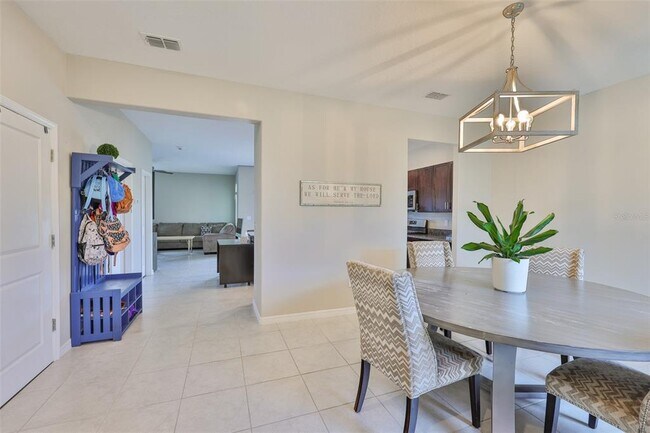 Building Photo - 9454 Channing Hill Dr