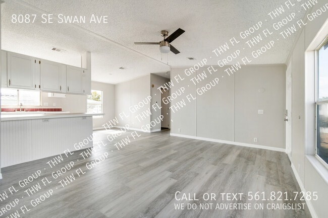 Building Photo - 8087 SE Swan Ave