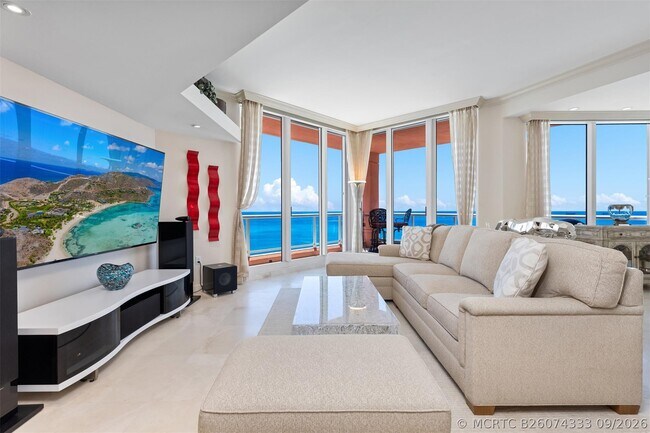 Building Photo - 2110 N Ocean Blvd