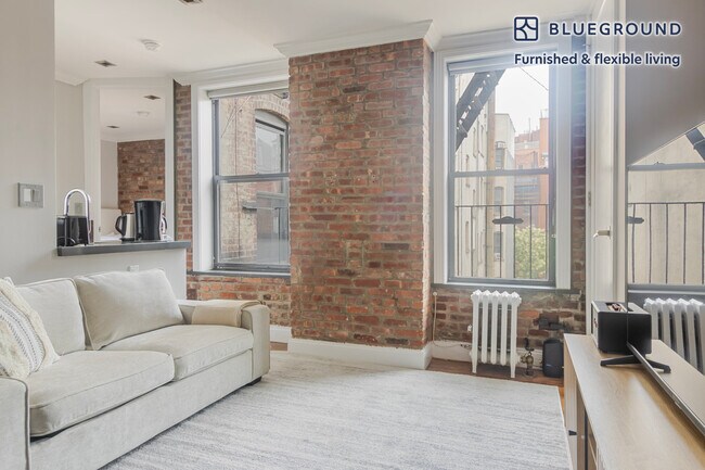 Primary Photo - 234 Mott St