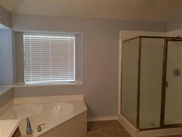 Building Photo - 424 Ambrose Dr