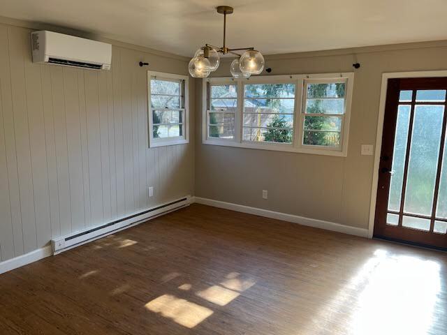 Building Photo - 226 Substation St