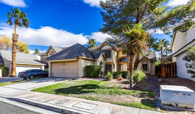 Building Photo - West Las Vegas Home With 1st Floor Primary...