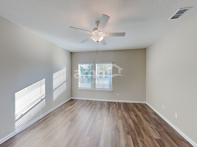 Building Photo - 112 Edge Pk Trl