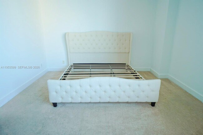 Building Photo - 325 S Biscayne Blvd