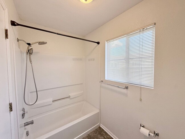 Building Photo - 5910 Chorus Heights