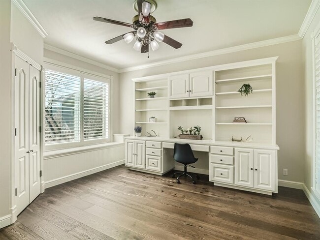 Building Photo - 8915 Spicebrush Dr