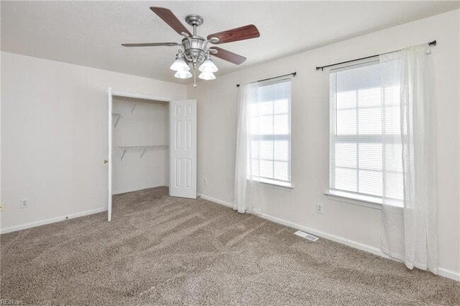 Building Photo - 1531 Creek Ct