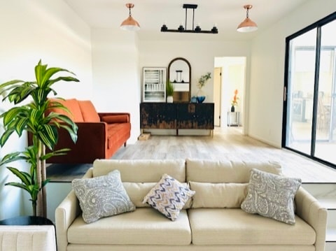 Building Photo - 10444 Canoga Ave