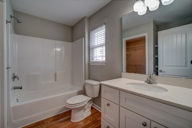 Building Photo - Lovely 3 BR, 2 BA Home. Conveniently Located  Between Spartanburg & Greenville, Near The Inland Port