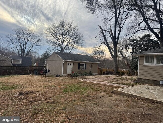 Building Photo - 491 N Latham St