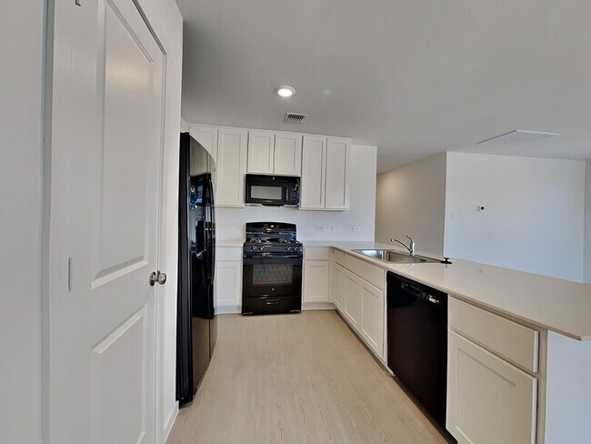 Building Photo - 3712 Los Cabos Dr