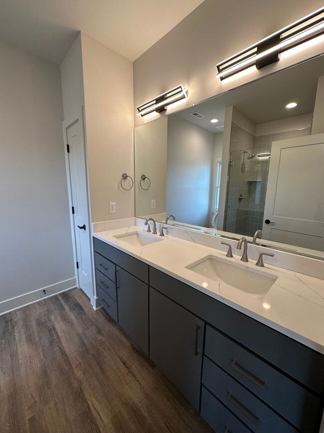 Building Photo - Brand New Norton Commons Condo!