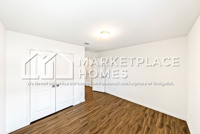 Building Photo - 3416 Pauling Loop