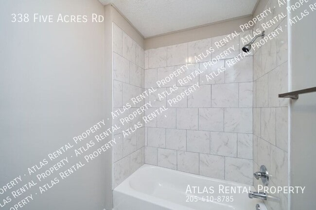 Building Photo - 338 5 Acre Rd