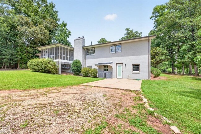 Building Photo - 3606 Suwanee Creek Ct