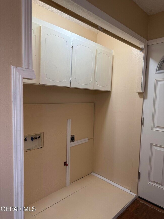 Building Photo - 3245 Nederland Ln