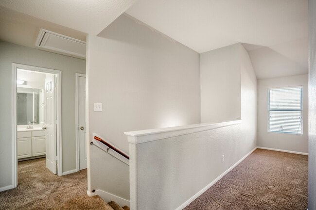 Building Photo - 14911 Calico Heights Ln