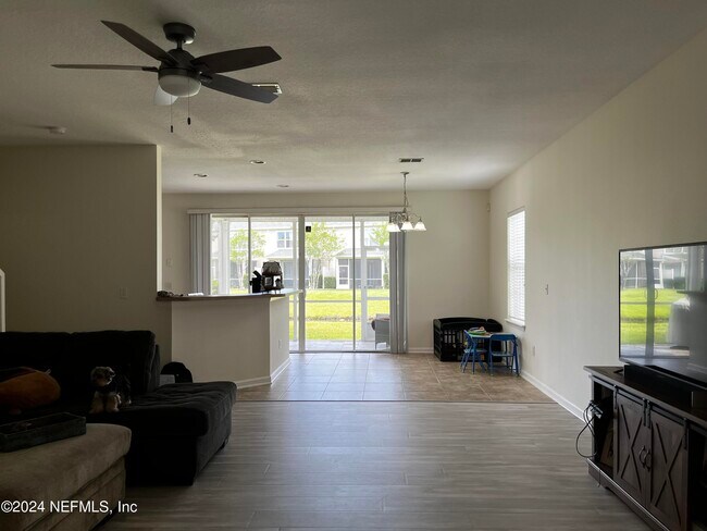 Building Photo - 7180 Stonelion Cir
