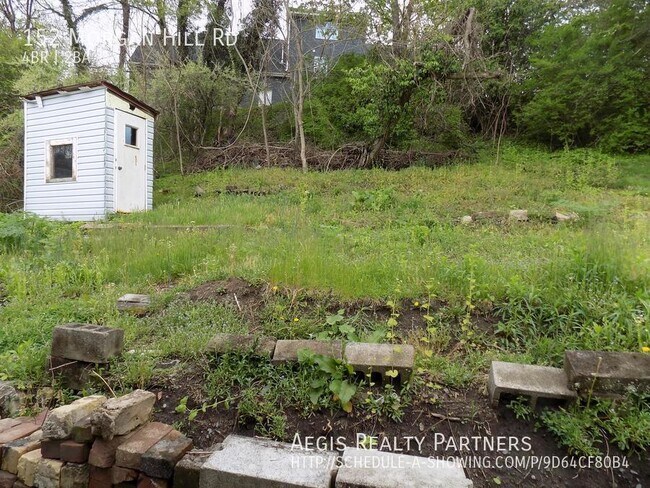 Building Photo - 152 Morgan Hill Rd