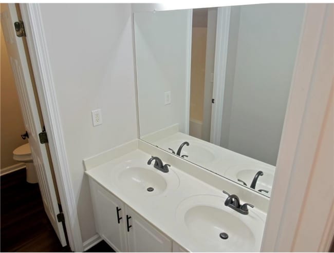 Building Photo - 3225 Blackwood Ln