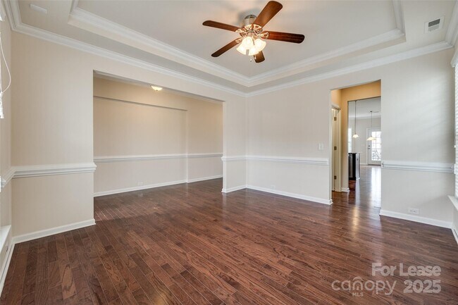 Building Photo - 327 Hawks Creek Pkwy