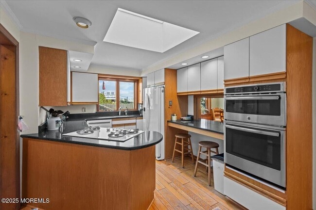 Building Photo - 262 Sunset Ln