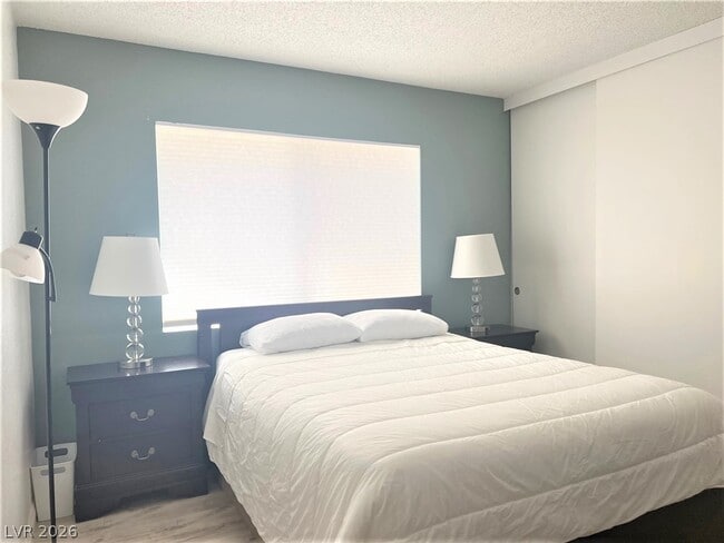 Building Photo - 4761 Torrence Dr