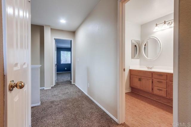 Building Photo - 777 Aldea Dr