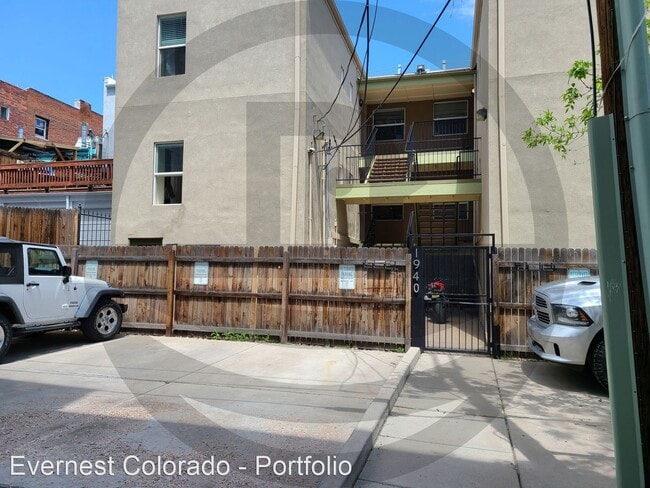 Building Photo - 2 br, 1 bath House - 1940 W 32nd Ave Apt 203