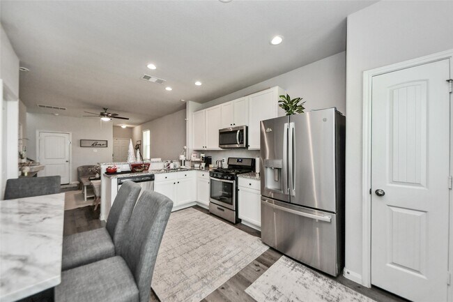 Building Photo - 3923 Calasso Ct