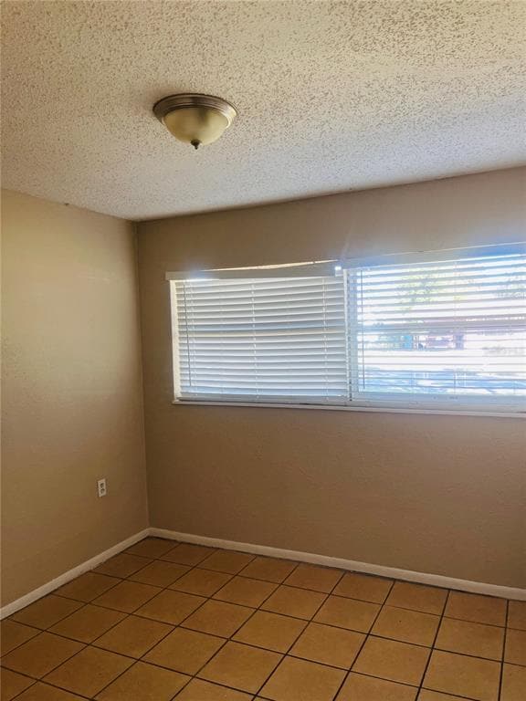 Building Photo - 76 Judith Ln