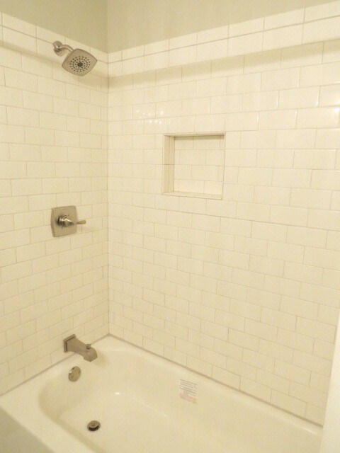 Building Photo - Updated Spacious 3 BR/ 2 BA home in Bluff Park