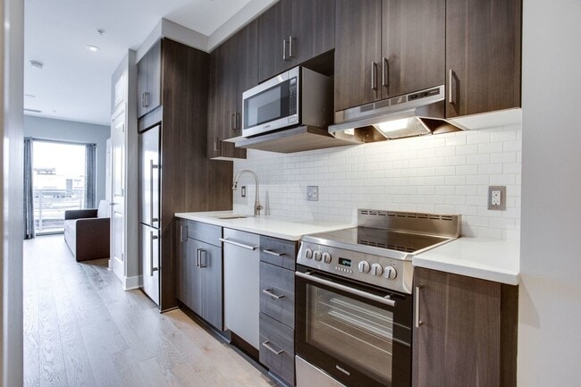 Building Photo - 2550 17th St NW