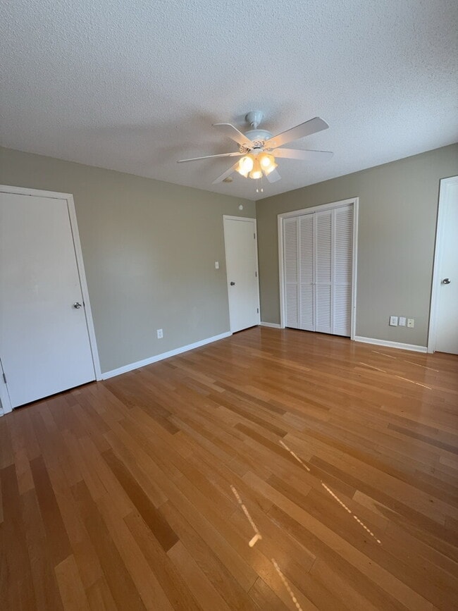 Building Photo - Nice 3 Bedroom, 2 Bath Home in Hubert