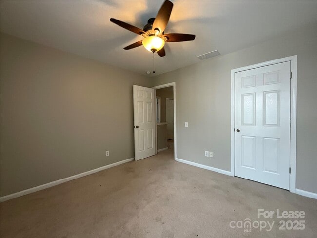 Building Photo - 2111 Arbor Vista Dr