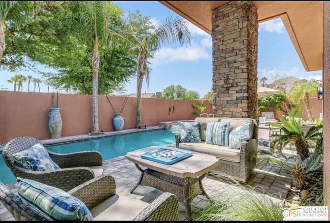 Building Photo - 79800 Vía Sin Cuidado