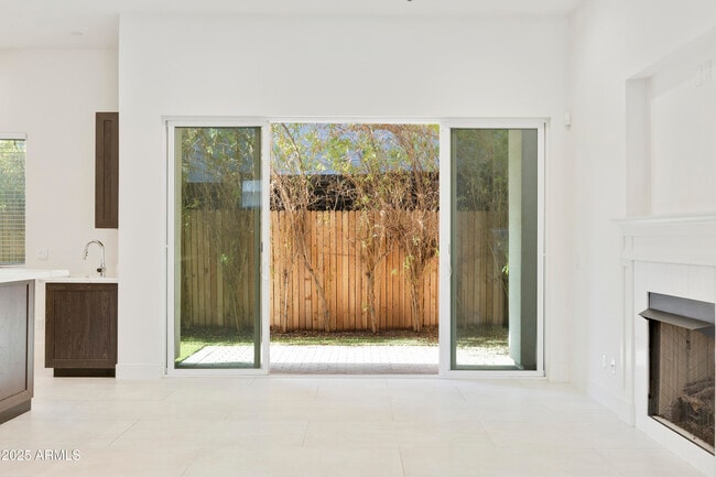 Building Photo - 4017 N 40th St
