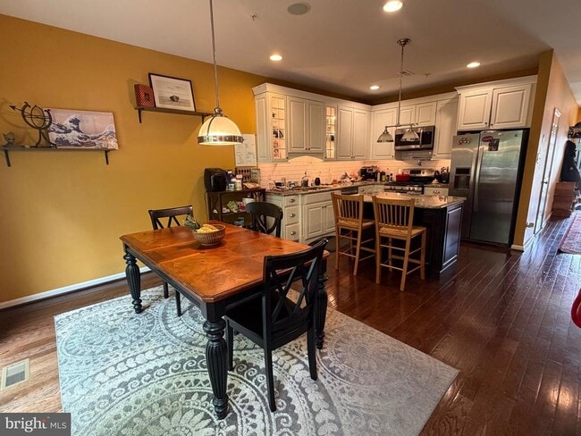Building Photo - 2735 Keebler Ct