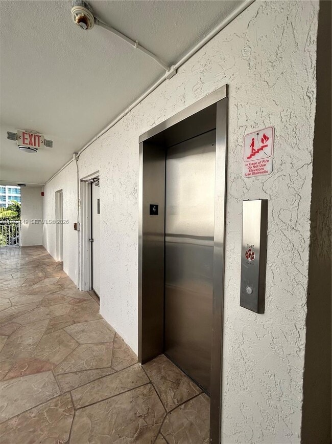 Building Photo - 1541 S Ocean Blvd