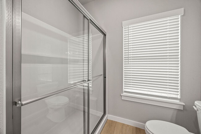 Building Photo - 2602 SW Convent St