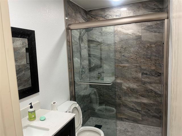 Building Photo - 430 Chinaberry Trail