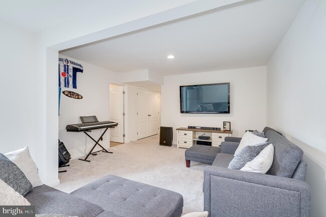 Building Photo - 64 Tate Manor Dr