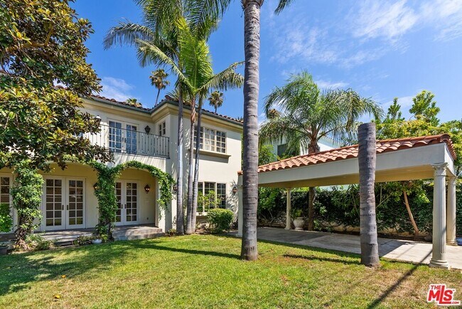 Building Photo - 321 S Palm Dr