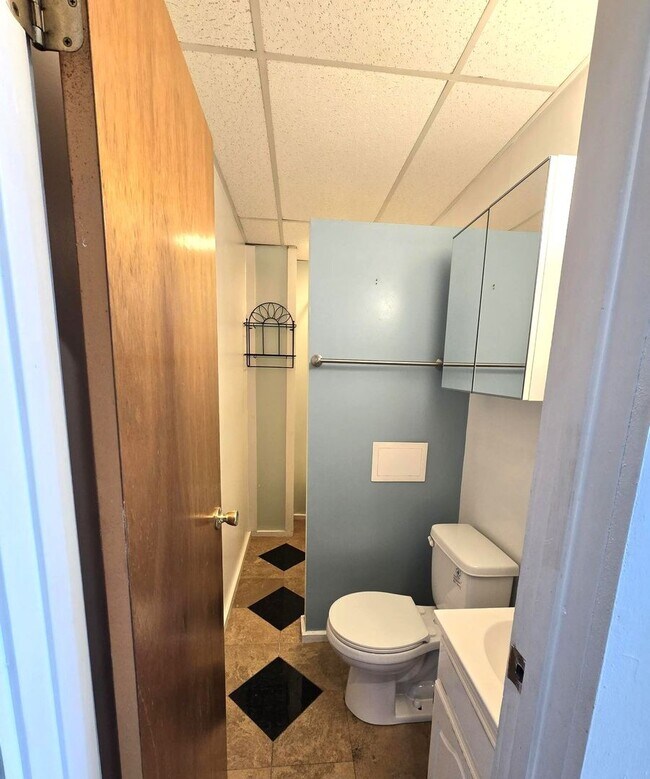 Building Photo - 239 S Collington Ave