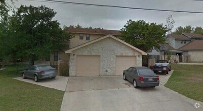 Building Photo - 116 Verna Spur