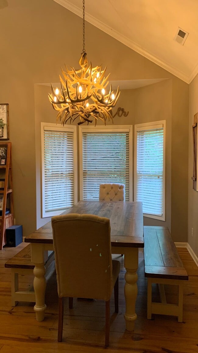 Building Photo - 103 Clary Ct