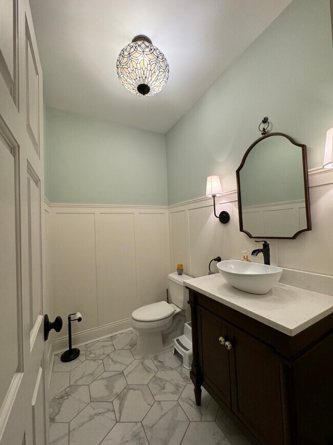 Powder Room - 547 McAlpin Ave