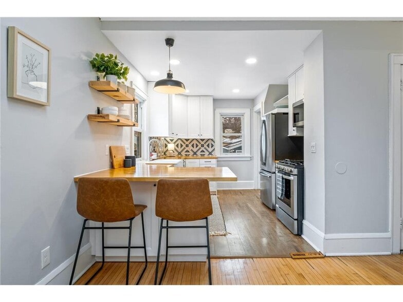 Building Photo - 972 Watson Ave